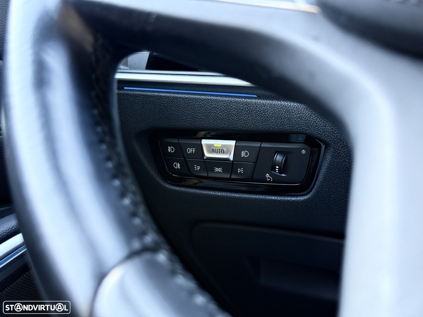 BMW 330 e Pack M Auto - 22