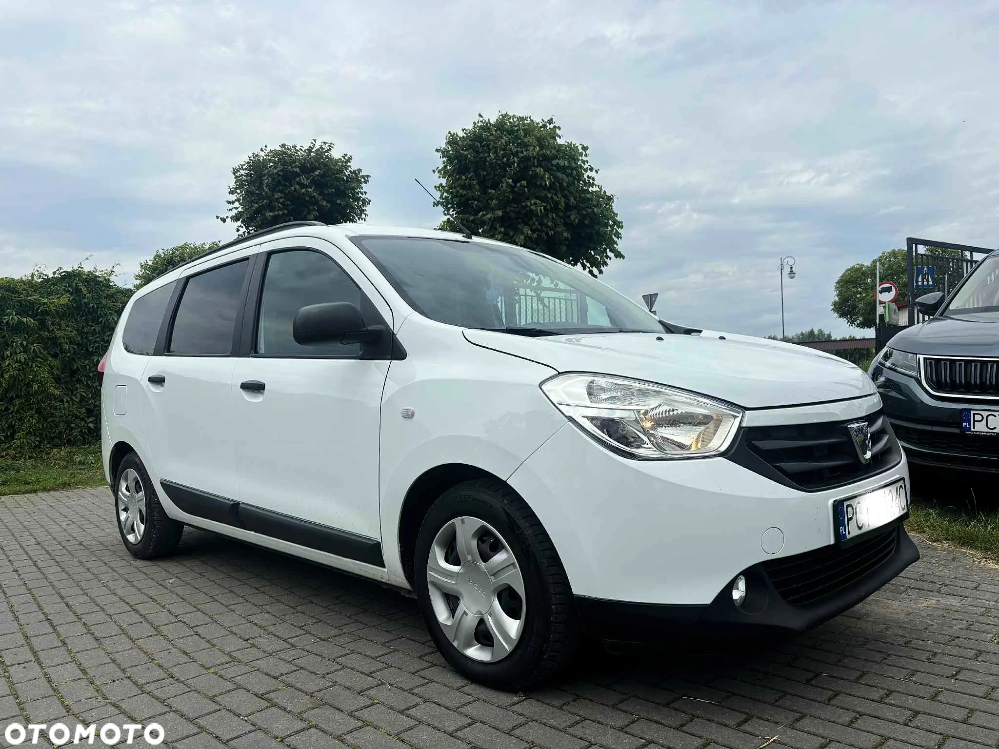 Dacia Lodgy TCe 115 Comfort - 4