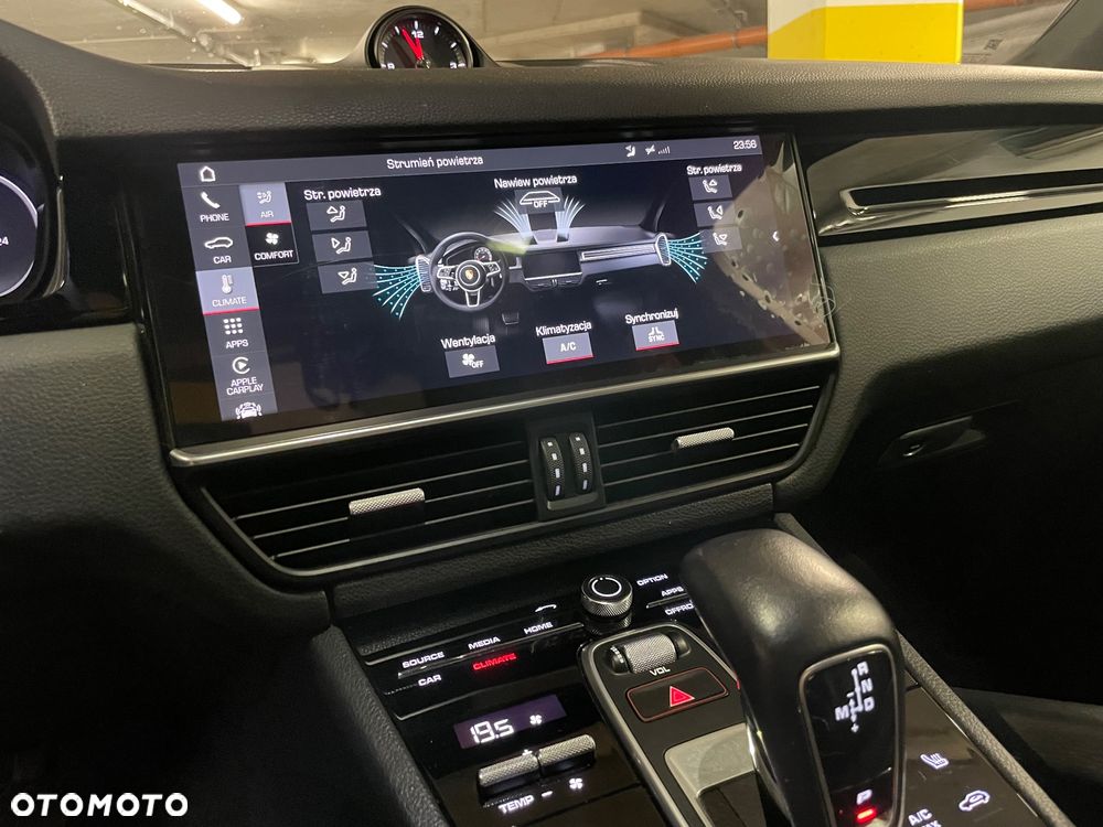 Porsche Cayenne Tiptronic S - 21