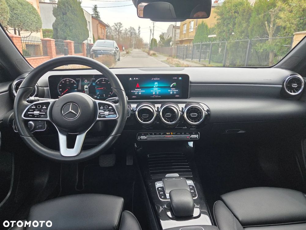 Mercedes-Benz Klasa A 180 d 7G-DCT Edition 19 - 25