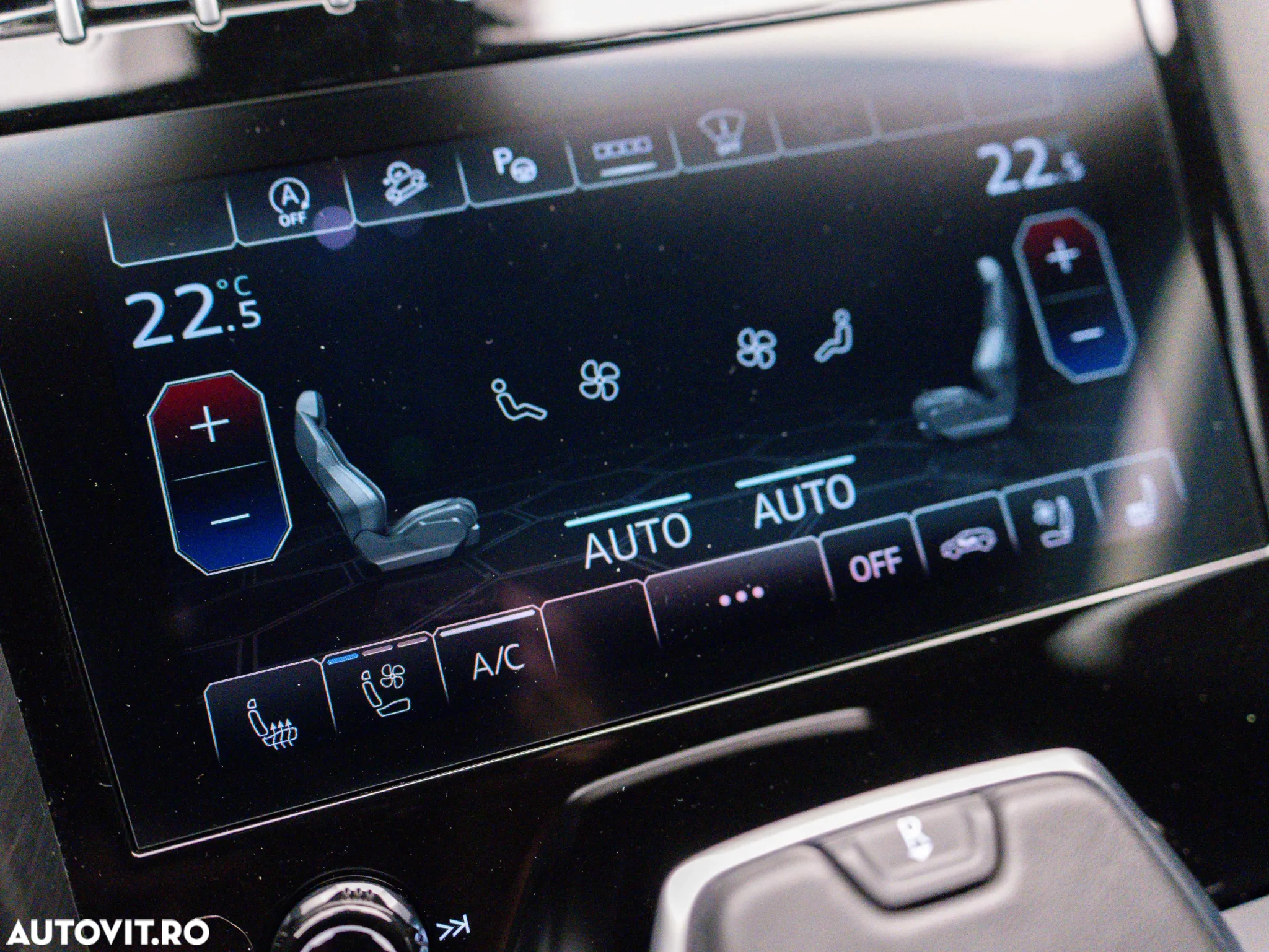 Lamborghini URUS Standard - 21