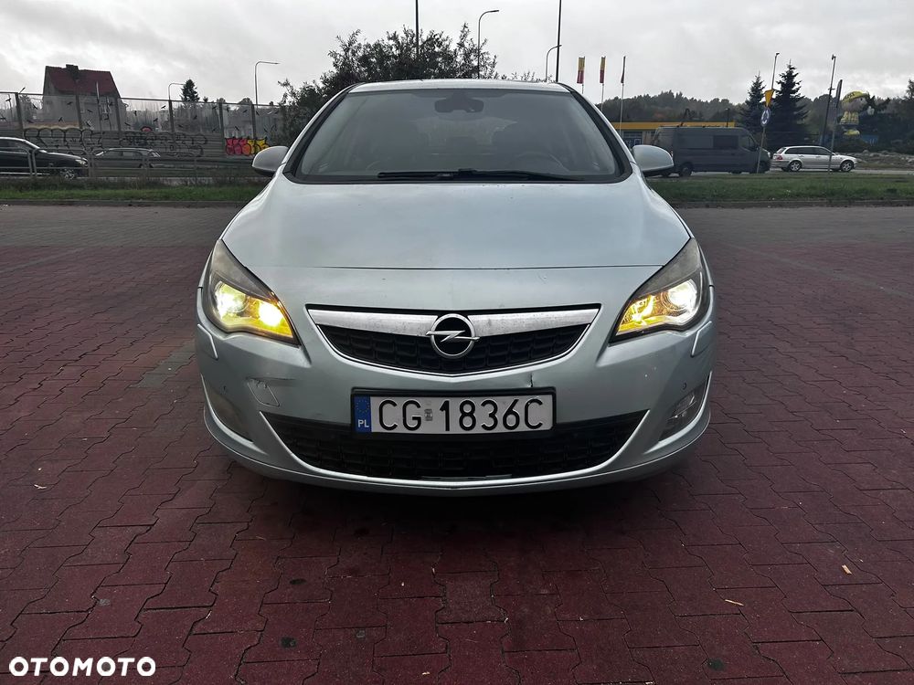 Opel Astra - 10