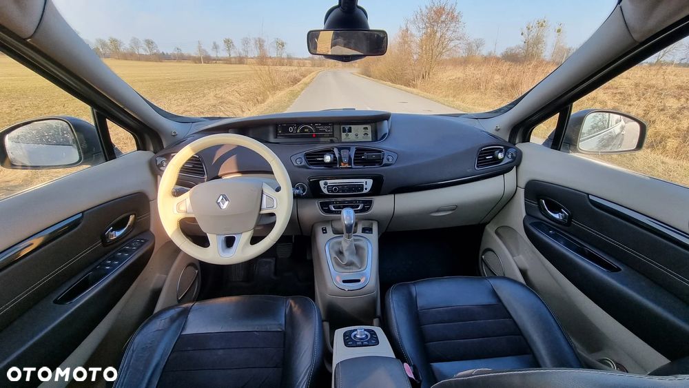 Renault Grand Scenic dCi 150 Automatik Bose Edition - 8