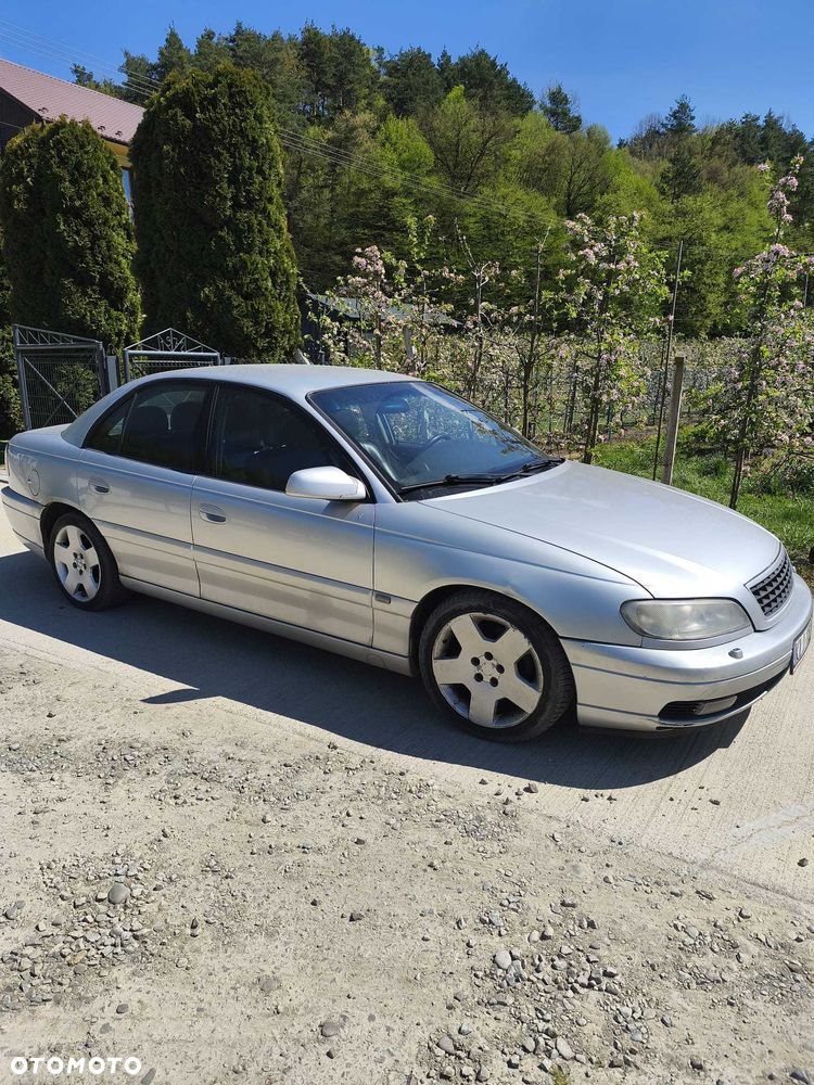 Opel Omega - 1