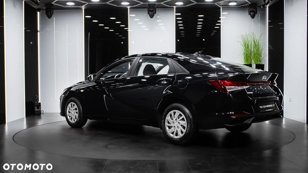 Hyundai Elantra 1.6 Modern - 5