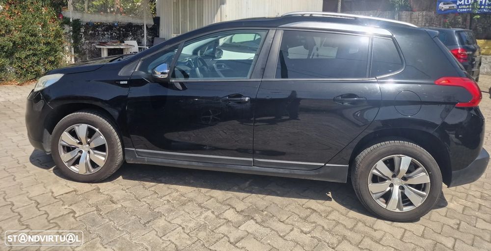 Peugeot 2008 1.6 BlueHDi Allure - 3
