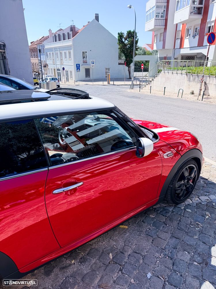 MINI 3 Portas John Cooper Works Auto Desportiva - 9