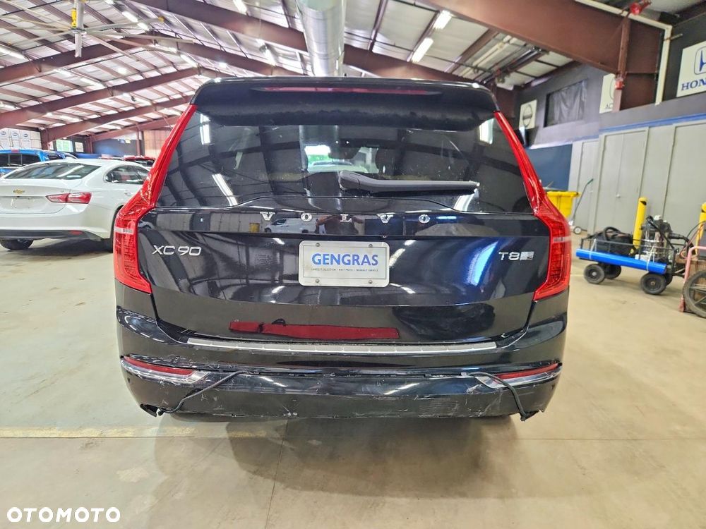 Volvo XC 90 - 7