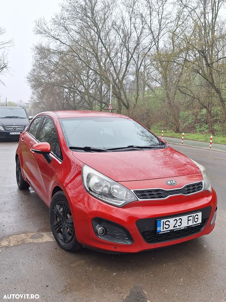 Kia Rio - 1