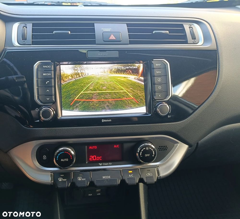 Kia Rio - 13