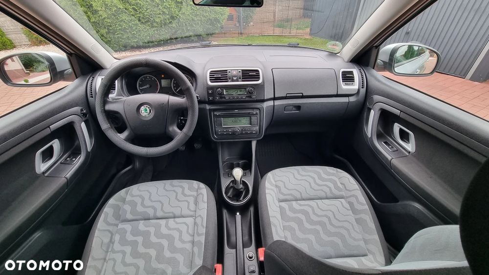 Skoda Fabia 1.6 16V Comfort - 24