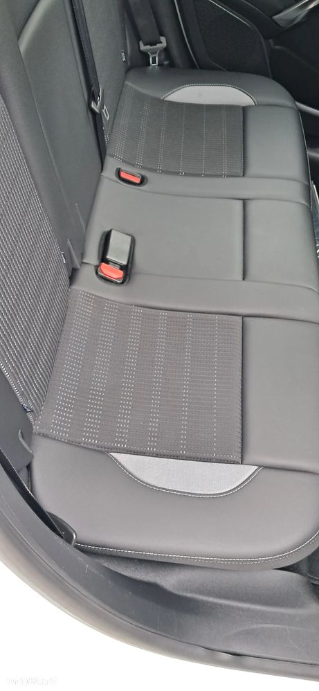Peugeot 2008 1.6 BlueHDi Allure - 21