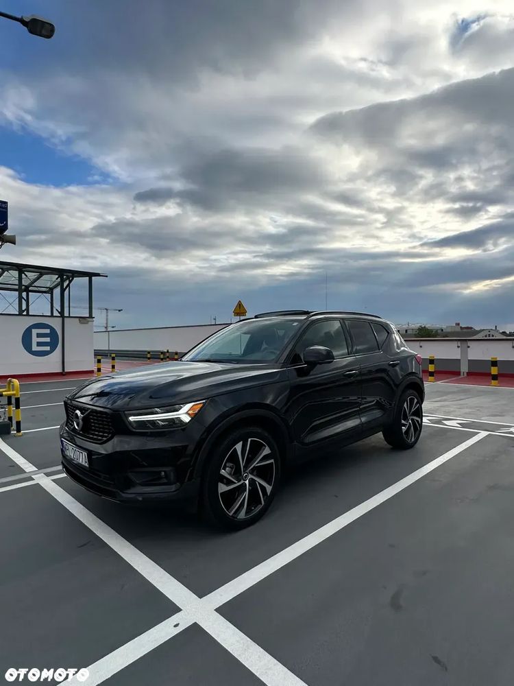 Volvo XC 40 T5 AWD Geartronic R-Design - 3