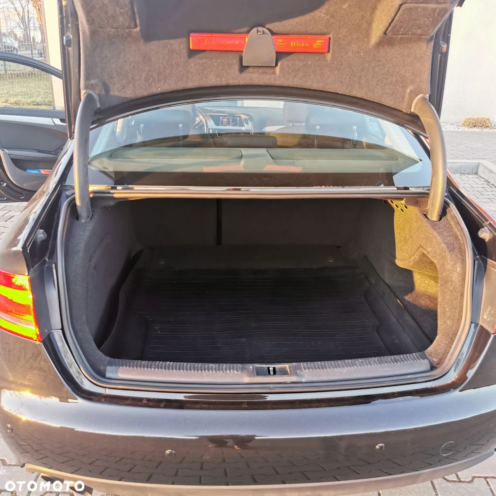 Audi A4 Limousine 2.0 TDI e DPF - 14