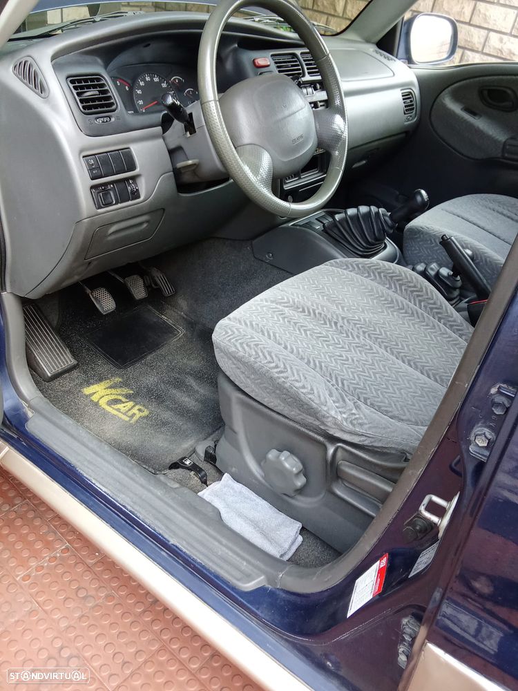 Suzuki Grand Vitara Metal Top 2.0 TDi - 6