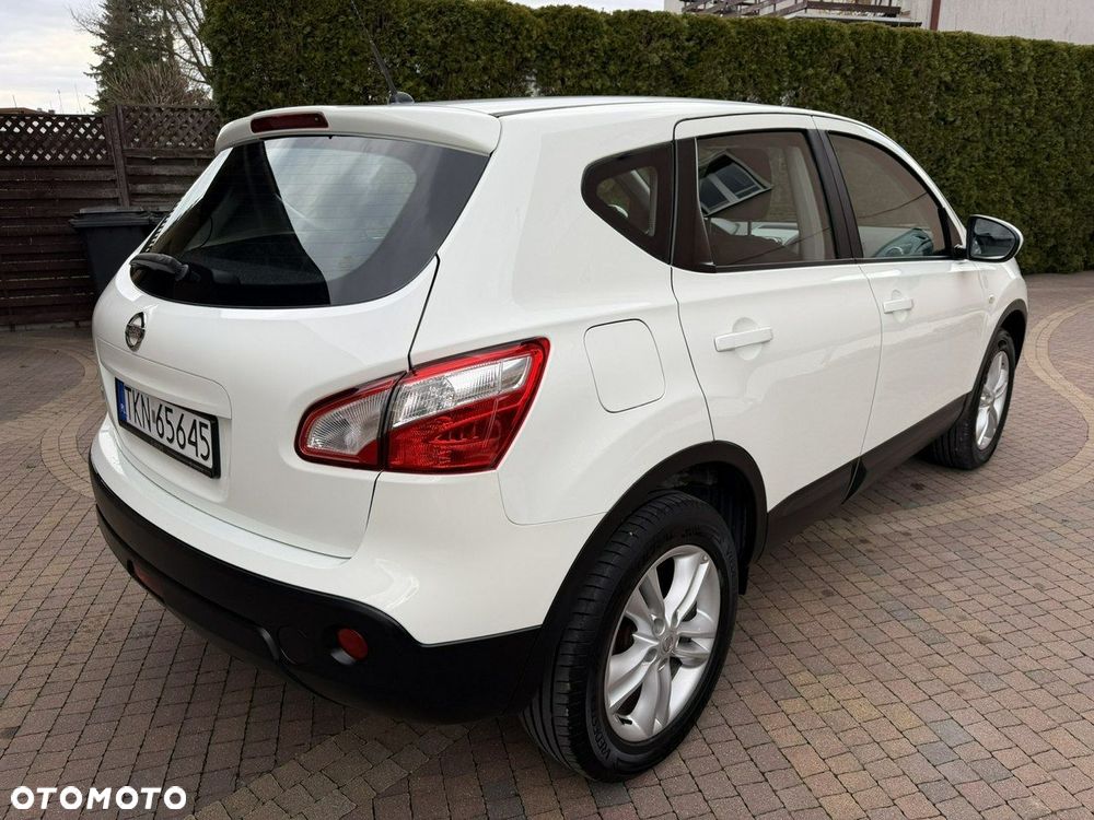 Nissan Qashqai - 4