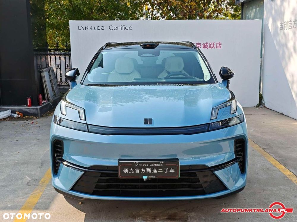 Lynk & Co Inny - 3
