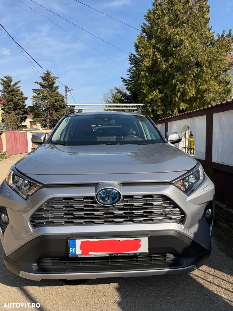 Toyota RAV4 - 2