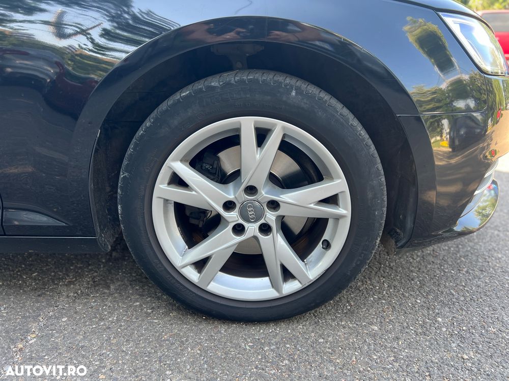 Audi A4 Avant 2.0 TDI S tronic Sport - 8