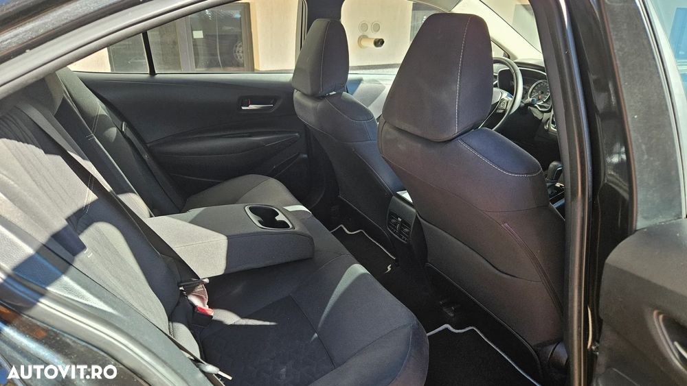 Toyota Corolla 1.8 Hybrid Comfort - 10