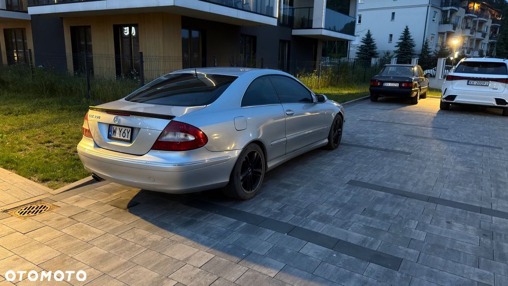 Mercedes-Benz CLK 350 Avantgarde - 2