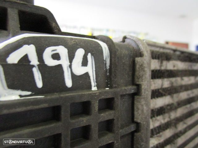 Radiador Intercooler 1K0145803M VW GOLF 5 PLUS 2005 2.0TDI USADO - 1