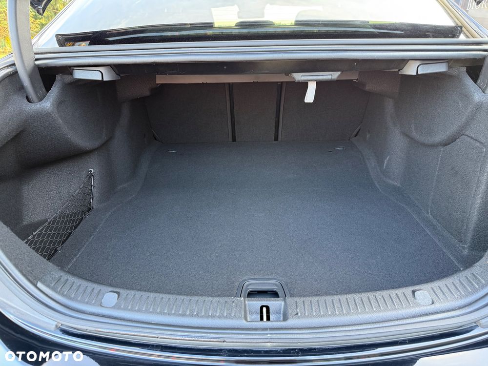 Mercedes-Benz Klasa E 220 d Avantgarde - 36