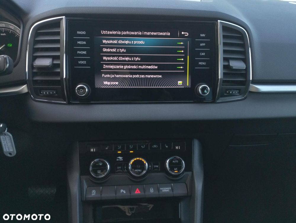 Skoda Karoq 1.6 TDI SCR DSG Ambition - 30