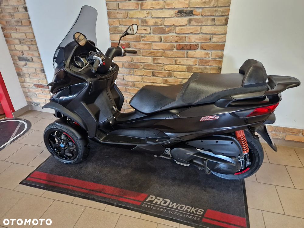 Piaggio MP-3 - 9