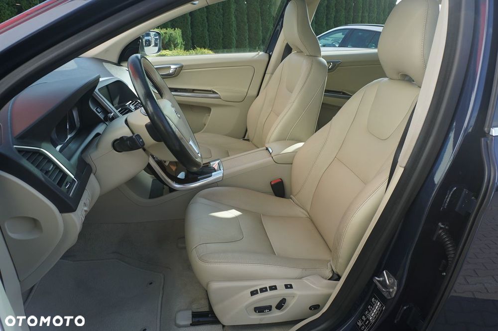 Volvo XC 60 D4 Drive-E Summum - 9
