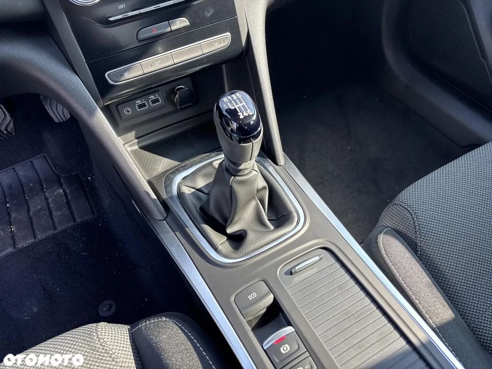 Renault Megane 1.3 TCe FAP Equilibre - 12