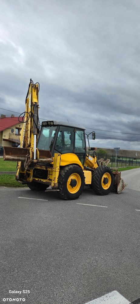 New Holland LB115 - 6