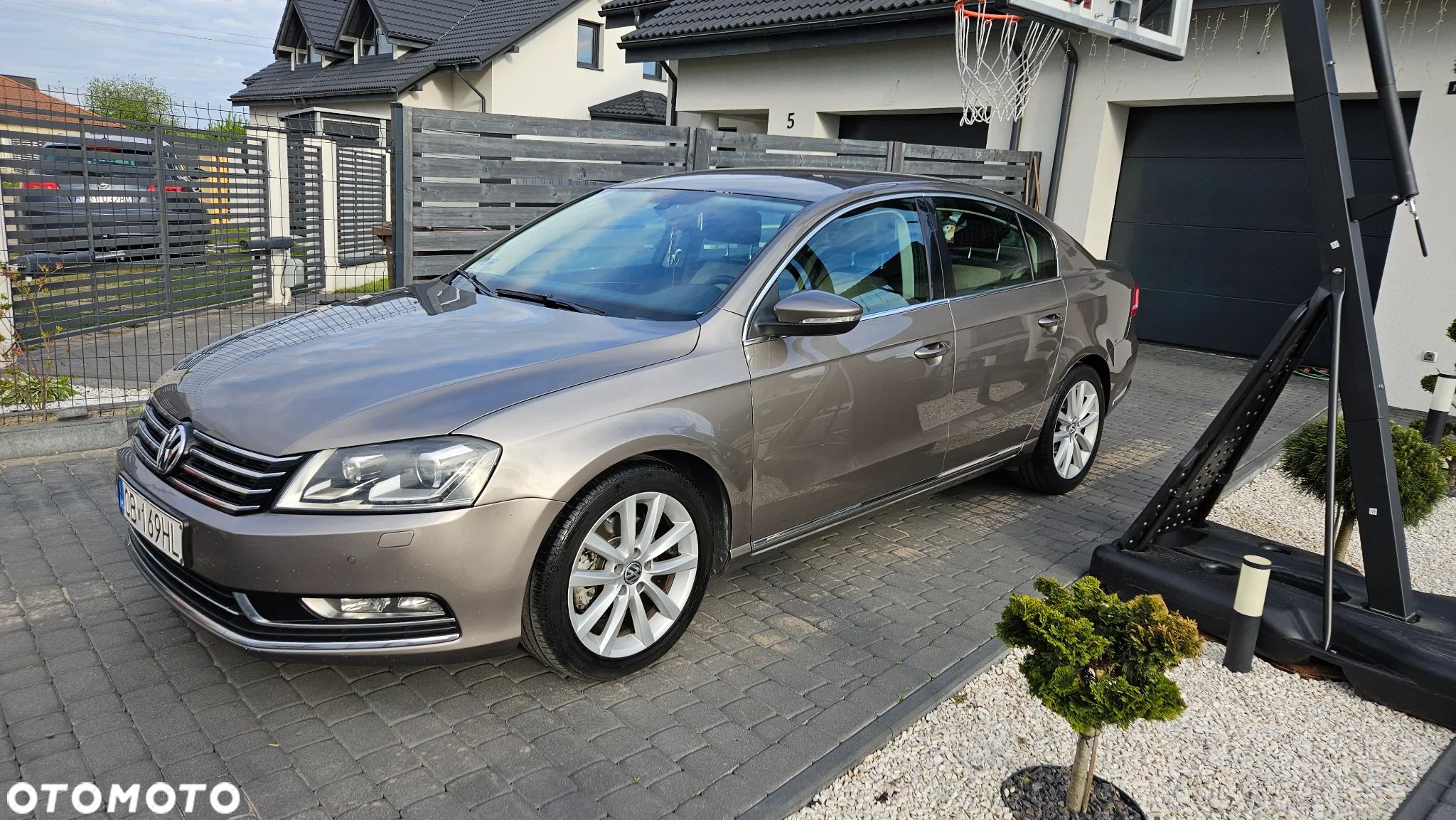 Volkswagen Passat 2.0 TSI Highline - 1