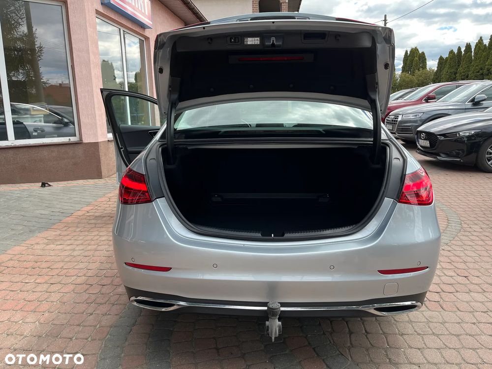 Mercedes-Benz Klasa C 220 d 9G-TRONIC - 12