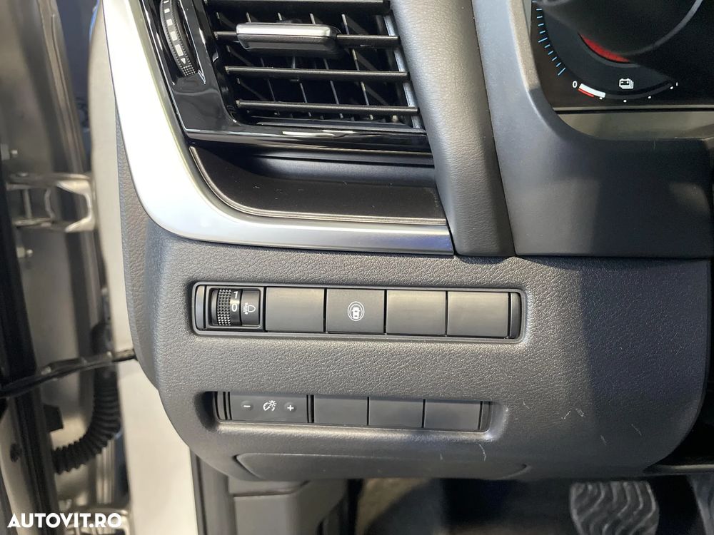 Nissan X-Trail e4ORCE 5 locuri N-Connecta - 15