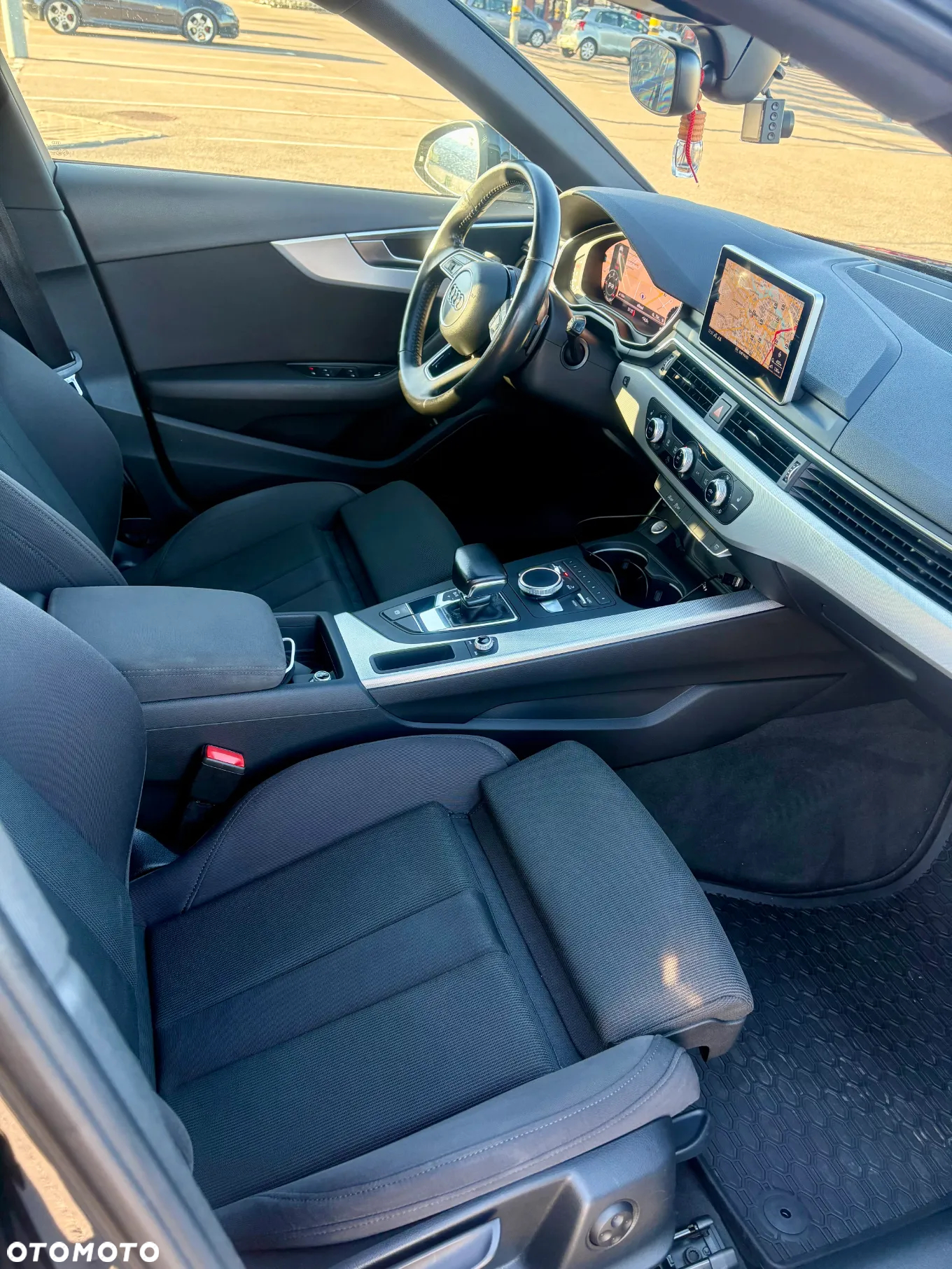 Audi A4 2.0 TDI S tronic - 14