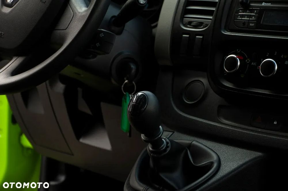 Renault Trafic - 22