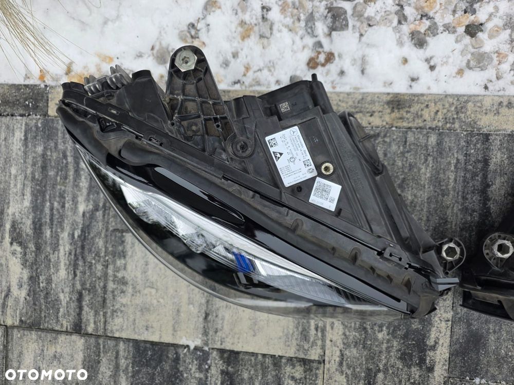 mercedes c klasa w205 205 lift lampy przód full led multibeam a2059061506kz a2059061606kz - 7