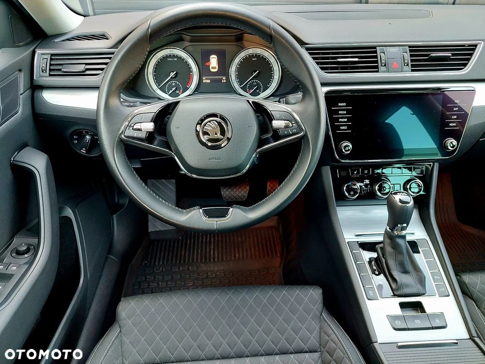 Skoda Superb 2.0 TDI SCR Ambition DSG - 15