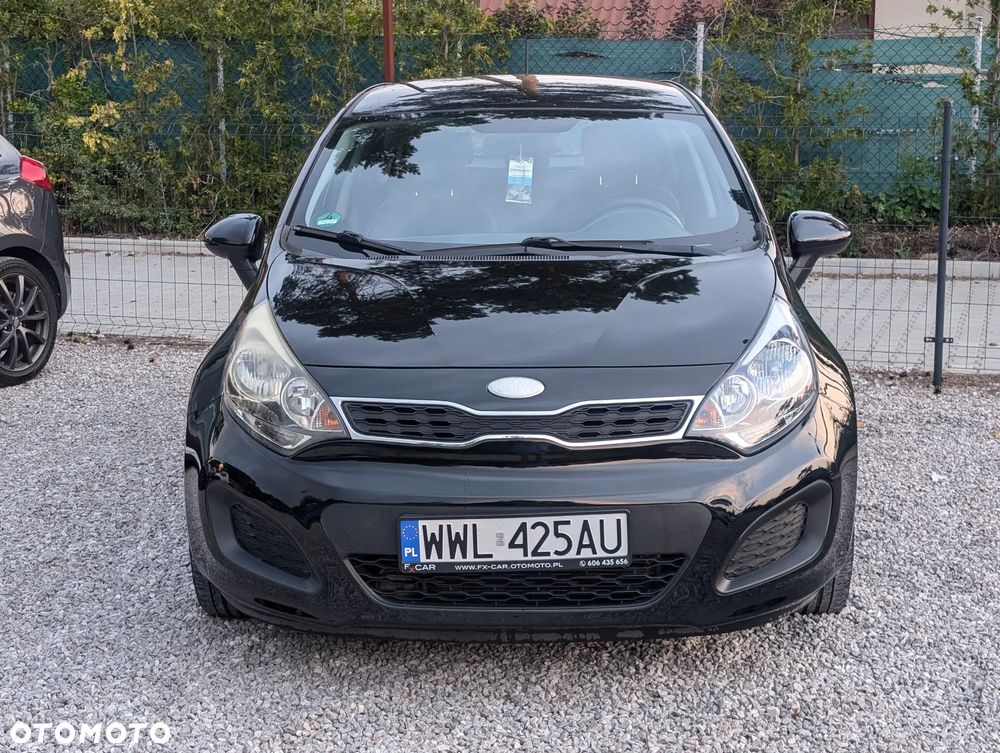 Kia Rio - 2