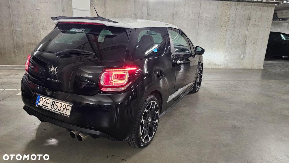 Citroën DS3 THP 165 Start & Stop SportChic - 12