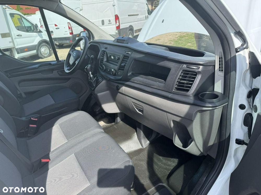 Ford Transit Custom - 11