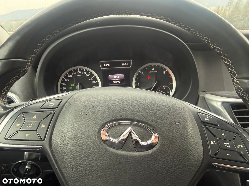 Infiniti Q30 2.2d DCT AWD City Black Edition - 17