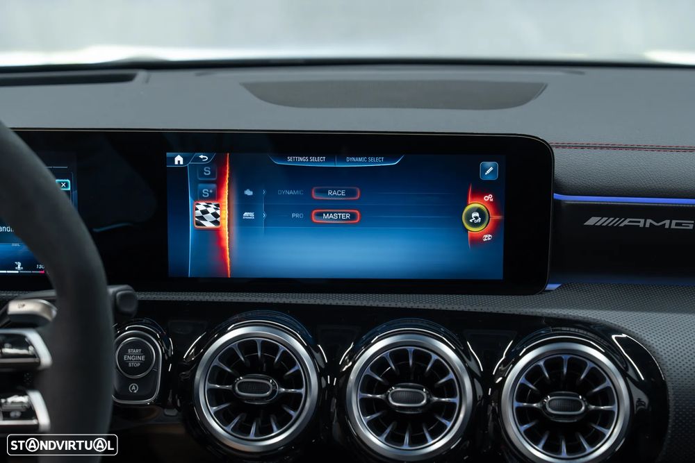 Mercedes-Benz CLA 45 AMG S 4Matic+ Speedshift 8G-DCT Line Premium - 52