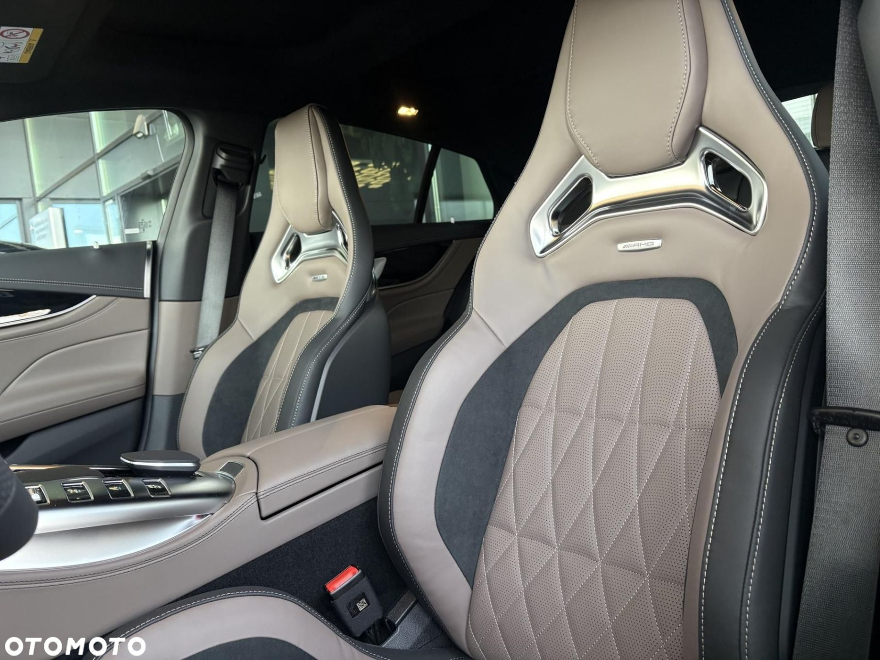 Mercedes-Benz AMG GT - 9