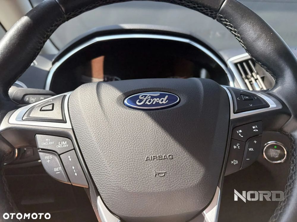 Ford S-Max 2.0 TDCi 4WD Titanium - 12