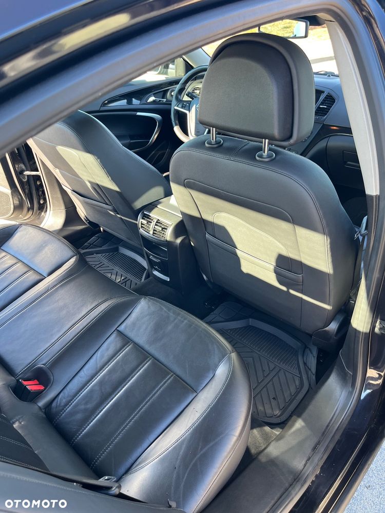 Opel Insignia 1.8 - 13