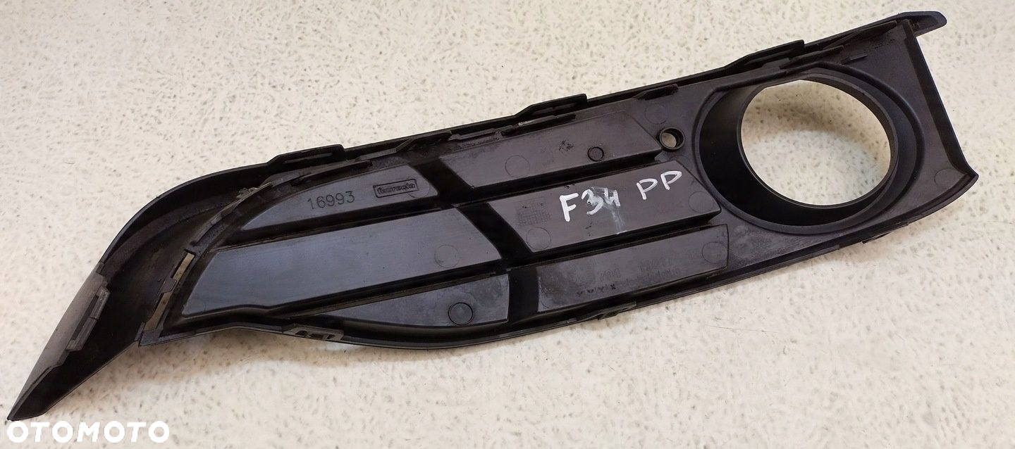 BMW 3 GT F34 13-16 PRZED LIFT PRAWA RAMKA HALOGENU RAMKA ZDERZAKA 7293794 - 7