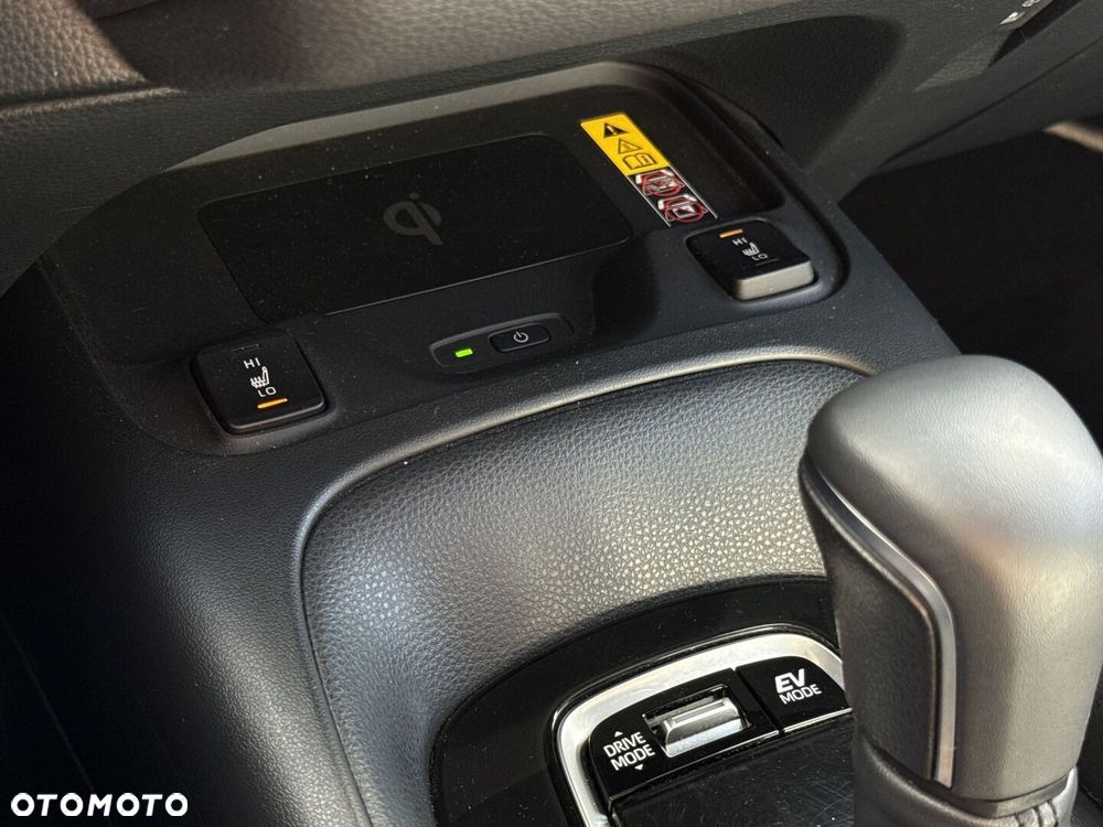 Toyota Corolla 1.8 Hybrid Comfort - 17