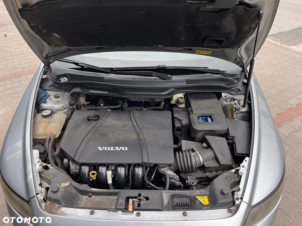 Volvo V50 1.8 - 13